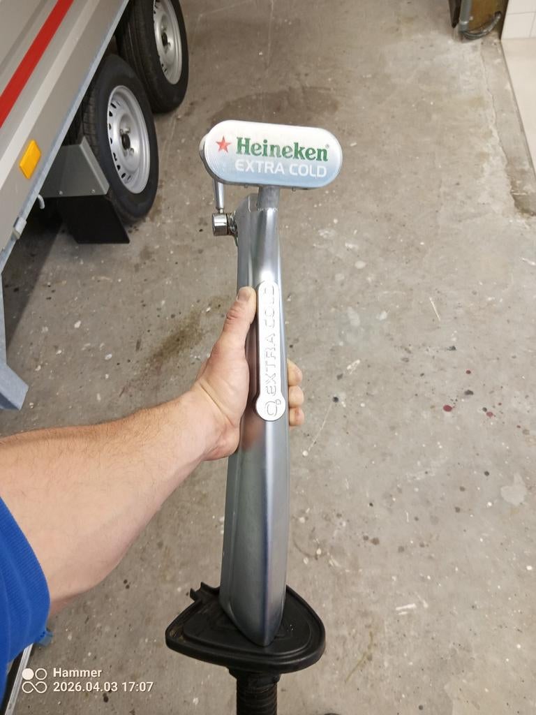 Heineken Extra Cold tapkraan, Ophalen