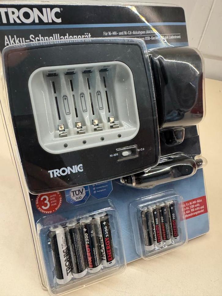 TRONIC Accu-snellader met 8 Ni-MH batterijen (AA/AAA), Audio, Tv en Foto, Accu's en Batterijen, Nieuw, Oplaadbaar, Ophalen