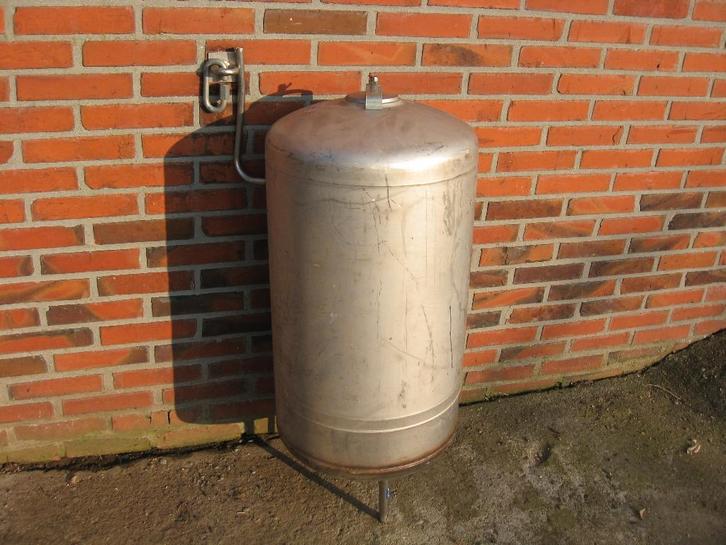 RVS tankje met verwarmingsspiraal, Doe-het-zelf en Verbouw, Verwarming en Radiatoren, Zo goed als nieuw, Overige typen, 80 cm of meer