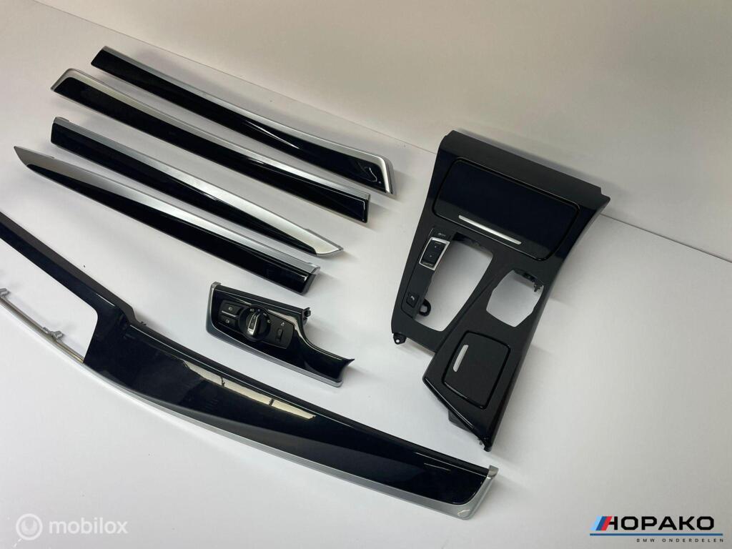 Interieurlijsten set hoogglans zwart BMW 5 serie F10 F11, Auto-onderdelen, Interieur en Bekleding, Gebruikt, Einsteinlaan 5 rijswijk