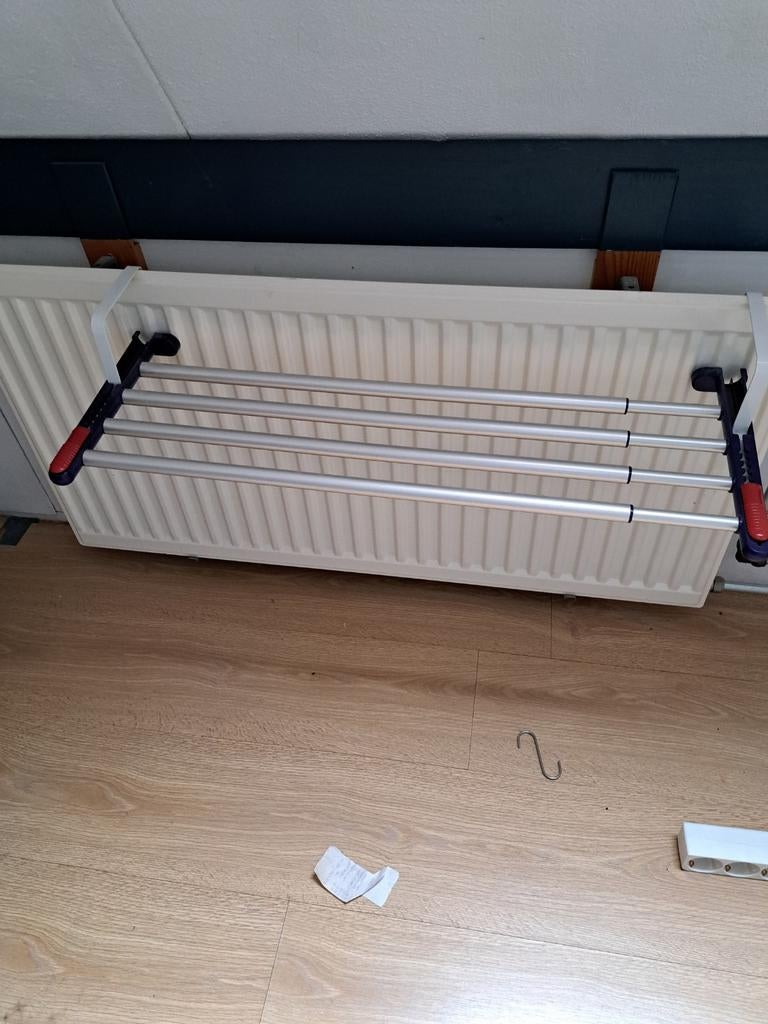 Uitschuifbaar leifheit droogrekje voor aan de verwarming, Ophalen of Verzenden