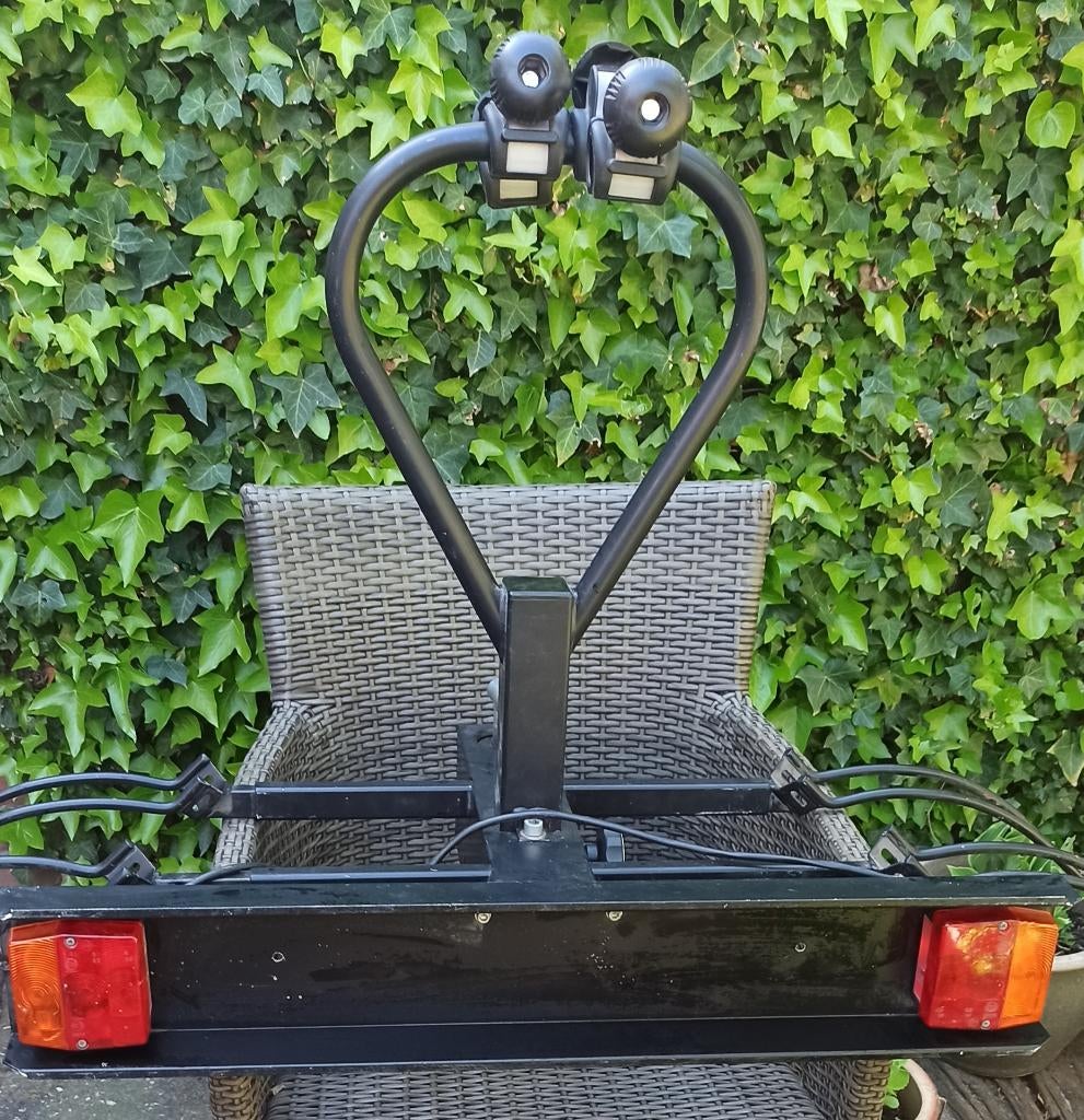 Fietsdrager, Ophalen, 2 fietsen, Gebruikt, Trekhaakdrager