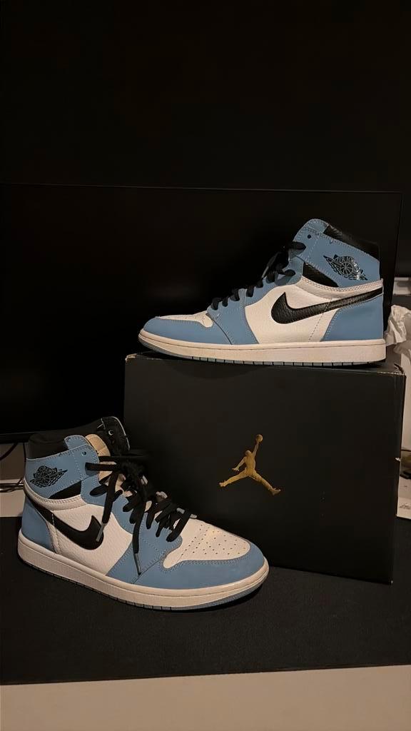 Jordan 1 Retro High OG University Blue, Kleding | Heren, Schoenen, Zo goed als nieuw, Blauw, Ophalen of Verzenden