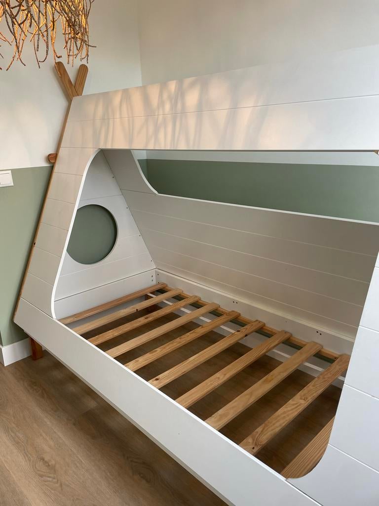 Tipi bed, Kinderen en Baby's, Ophalen, 85 tot 100 cm, Gebruikt, Lattenbodem