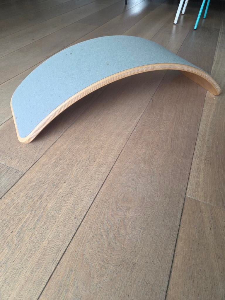 Wobbel bord met vilt - Balansbord voor kinderen, Kinderen en Baby's, Speelgoed | Houten speelgoed, Ophalen, Gebruikt, Rij- of Hobbelspeelgoed