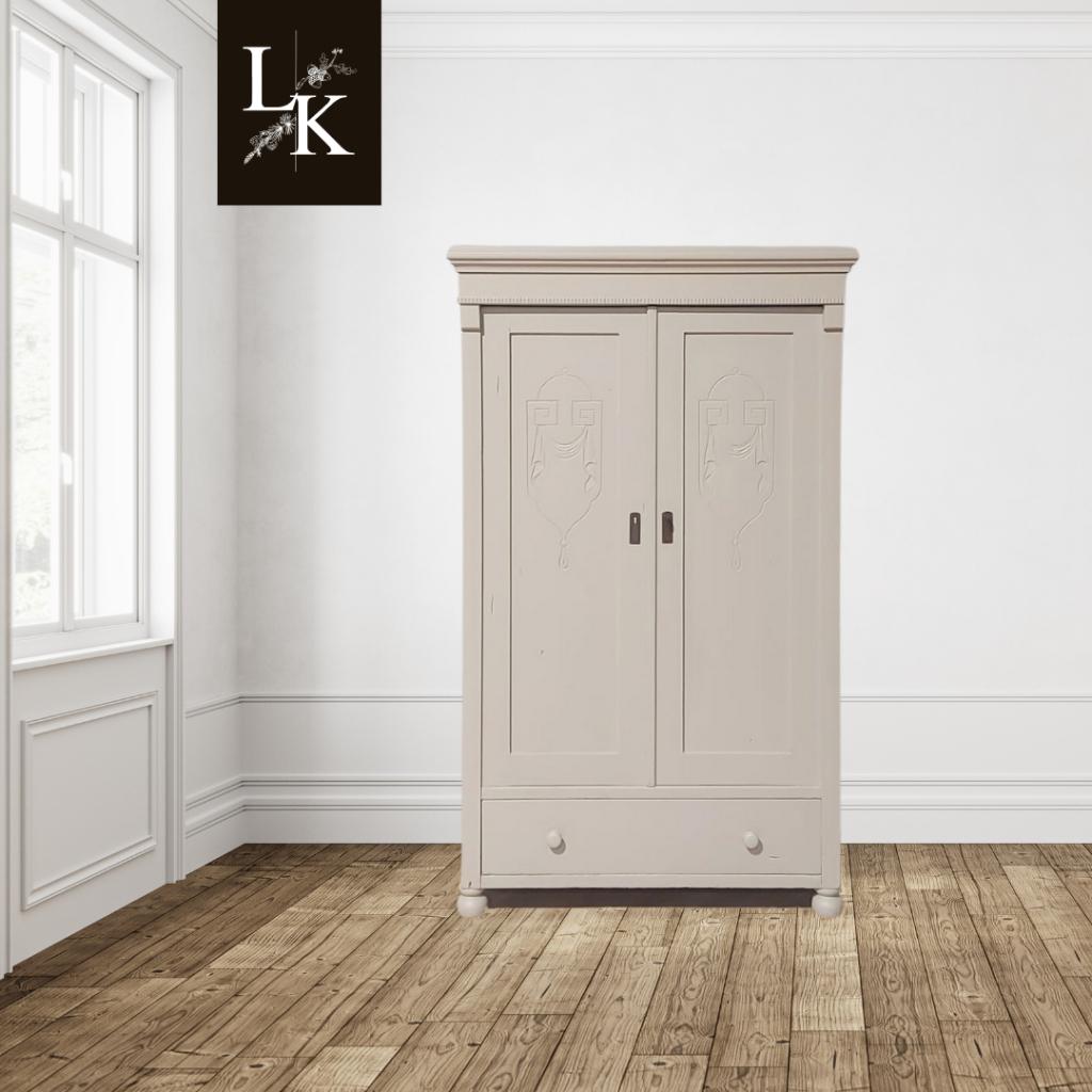 Landelijke klassieke kast, tweedeurs, legkast, linnenkast, Antiek en Kunst, Antiek | Meubels | Kasten, Ophalen of Verzenden