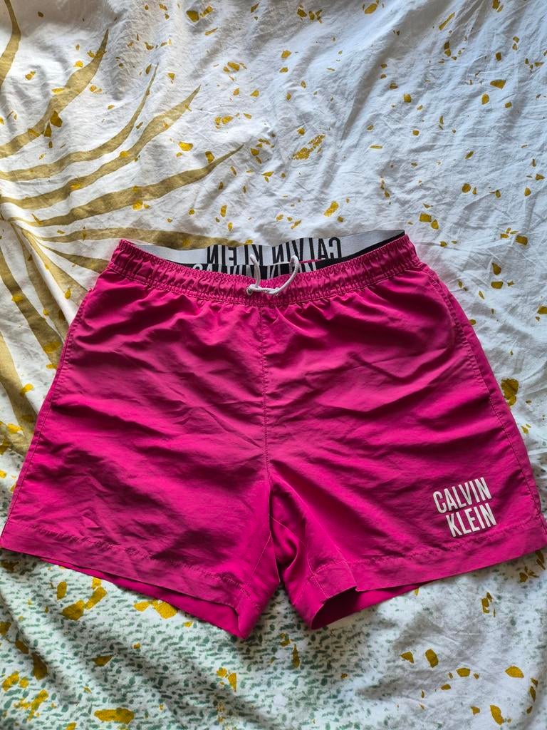 Calvin Klein Zwemshort - Felroze met logo - Maat M, Kleding | Heren, Badmode en Zwemkleding, Calvin Klein, Maat 48/50 (M), Ophalen of Verzenden