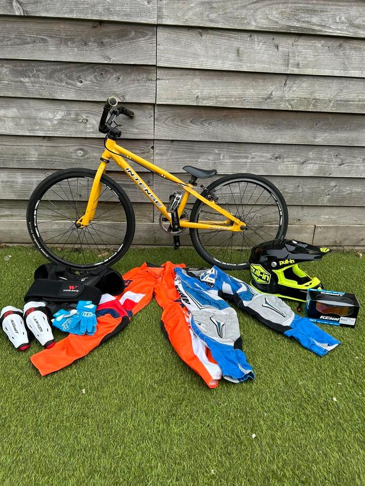 BMX fiets 20 inch complete uitrusting, Fietsen en Brommers, Fietsen | Crossfietsen en BMX, Gebruikt, 16 tot 20 inch, Staal, Ophalen