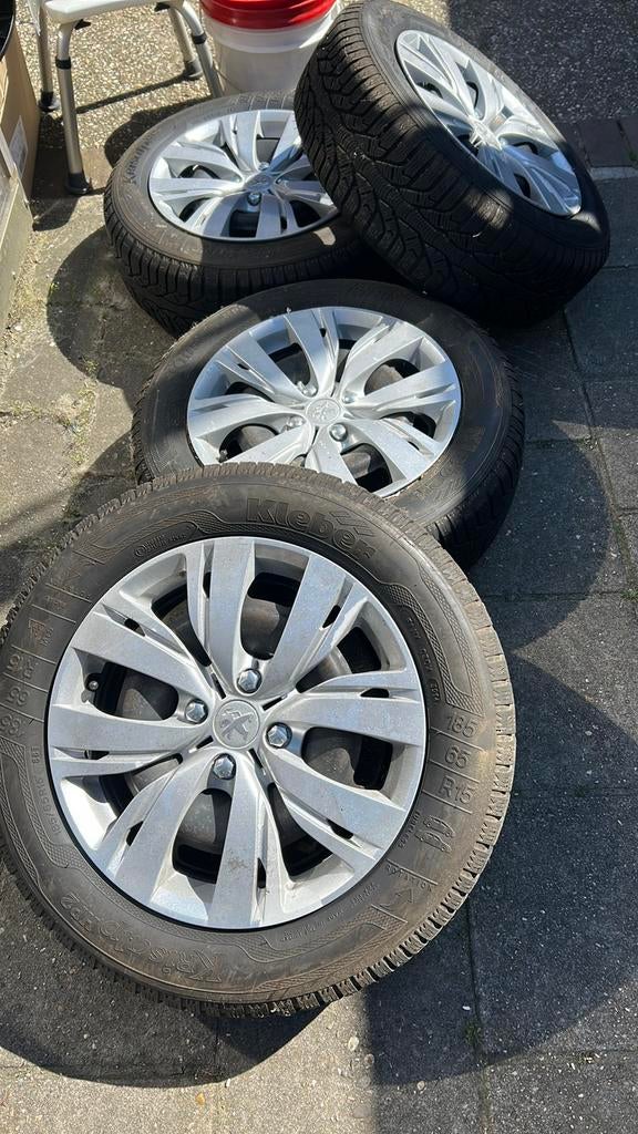 Wieldoppen van Peugeot, Auto diversen, Wieldoppen, Ophalen, Zo goed als nieuw