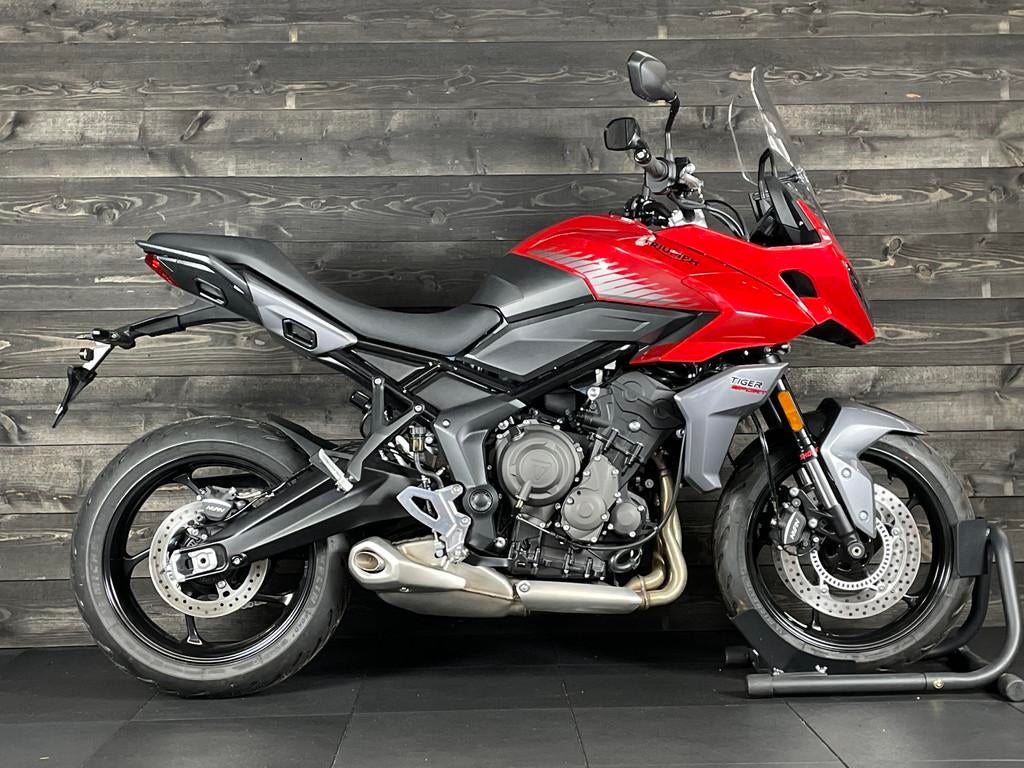 Triumph TIGER SPORT 660 KOROSI RED (bj 2023), Sport, Meer dan 35 kW, 660 cc, Bedrijf
