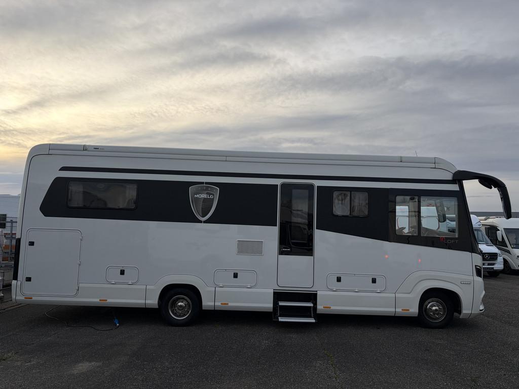 Morelo LOFT 87MB 207pk Aut Queensbed Levelsysteem Luchtverin, Caravans en Kamperen, Campers, Galliersweg 39
5349AT  OSS, NL, Diesel
