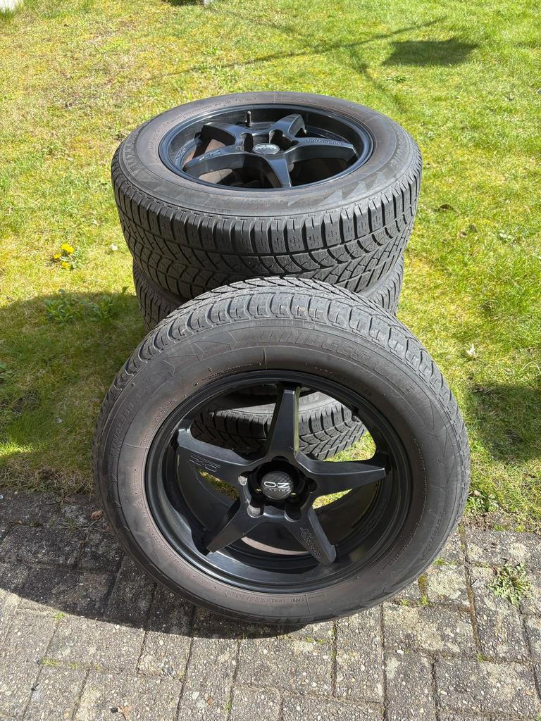 Set van 4 lichtmetalen OZ Racing velgen met winterbanden, Ophalen, Gebruikt, Banden en Velgen, 17 inch
