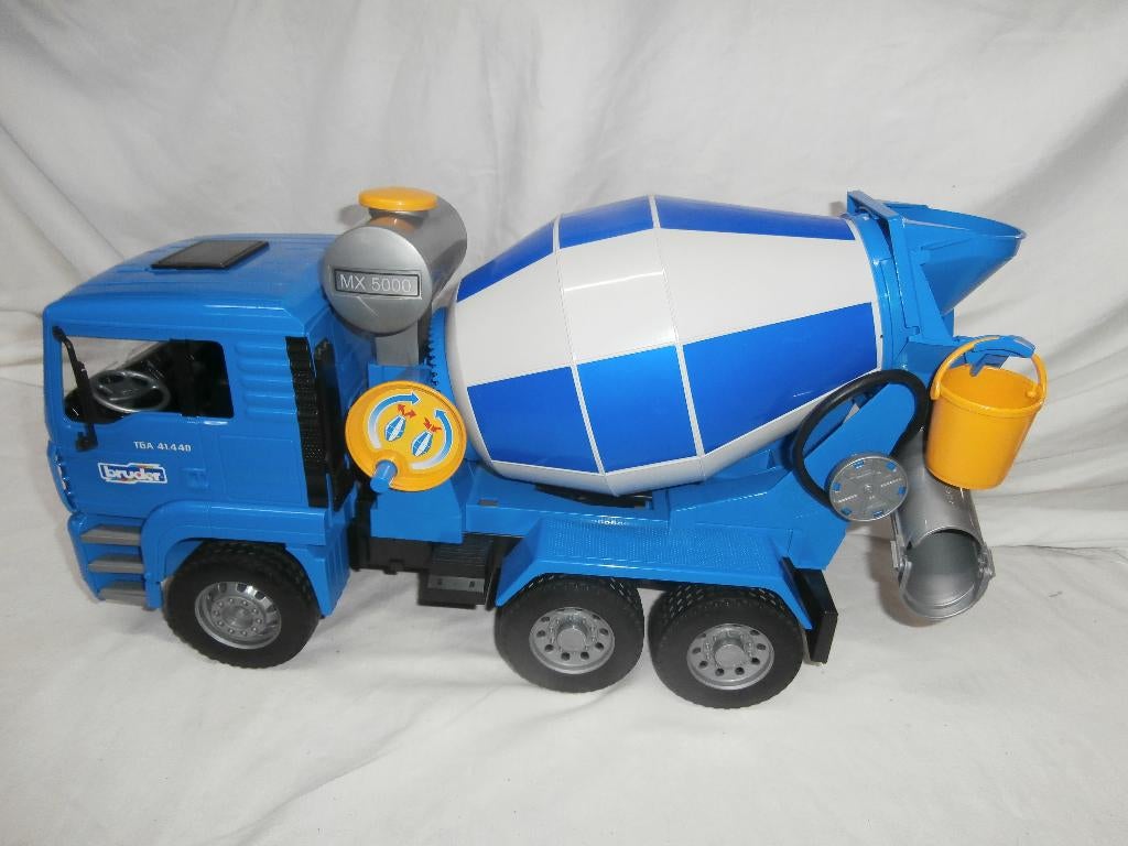 Bruder oude vrachtwagens, Kinderen en Baby's, Speelgoed | Speelgoedvoertuigen, Zo goed als nieuw, Ophalen