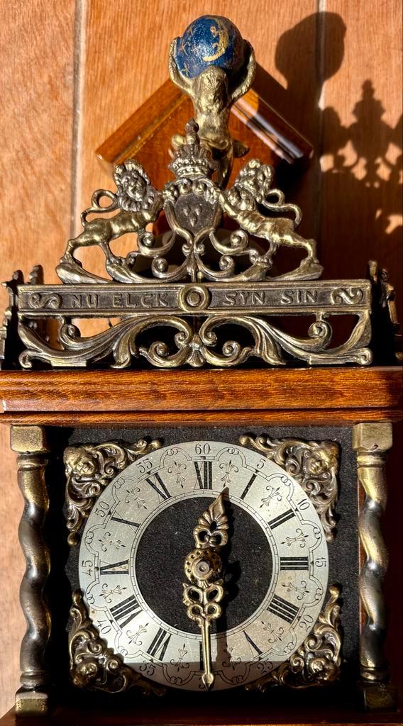 Antieke Friese Stoelklok - Prachtig Uurwerk, Antiek en Kunst, Antiek | Klokken, Ophalen