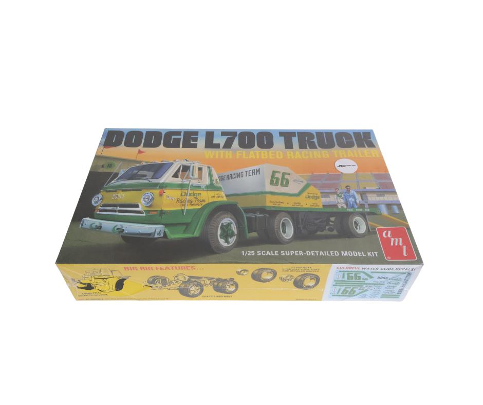 AMT 1966 Dodge L700 Truck w/Flatbed Racing, Overige merken, Groter dan 1:32, Nieuw, Ophalen of Verzenden