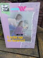 Licht op de heuvel - tais teng - boek, Boeken, Ophalen of Verzenden, Gelezen