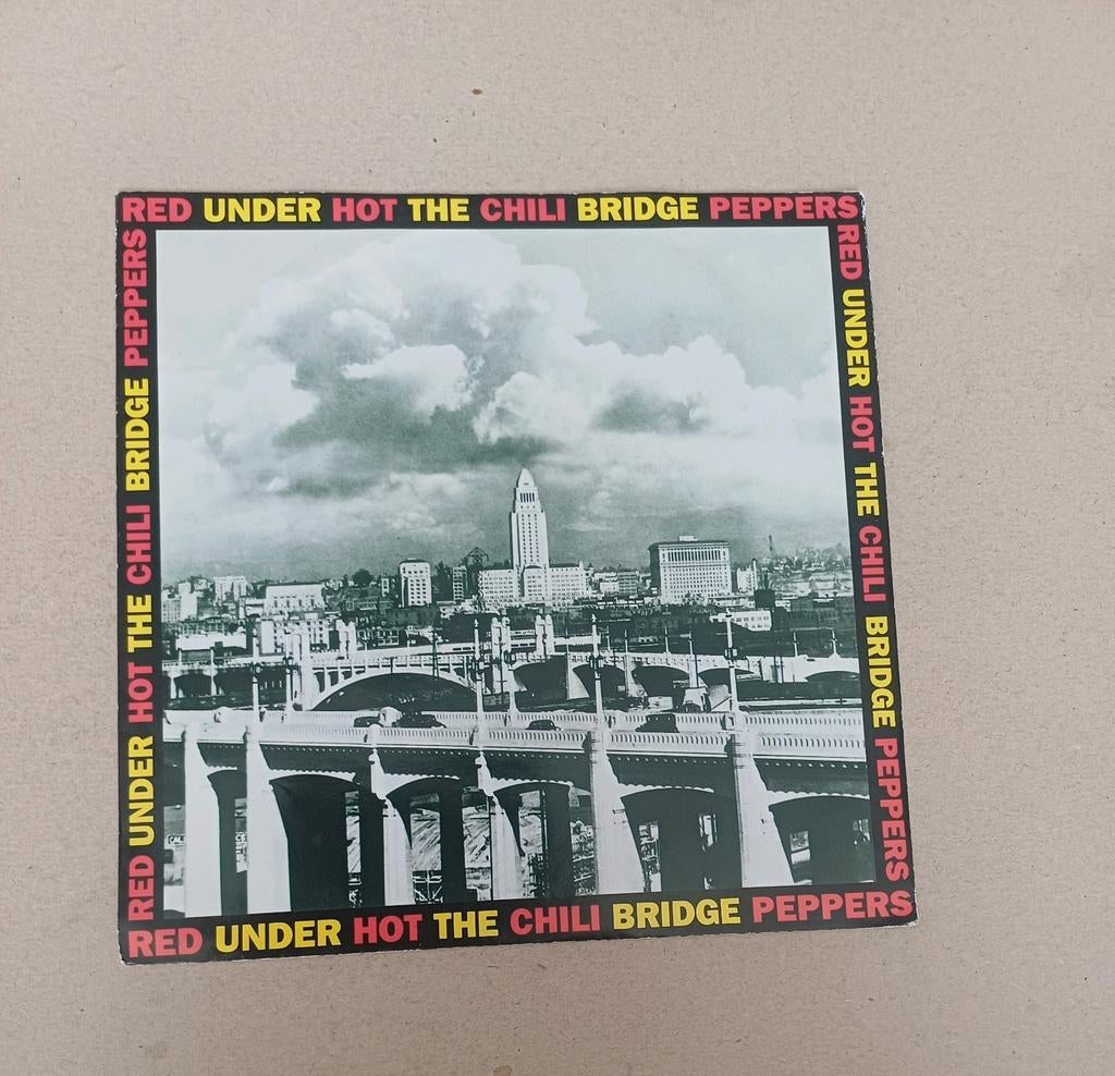 Red Hot Chili Peppers- Under The Bridge, Cd's en Dvd's, Vinyl Singles, 7 inch, Single, Ophalen of Verzenden, Zo goed als nieuw
