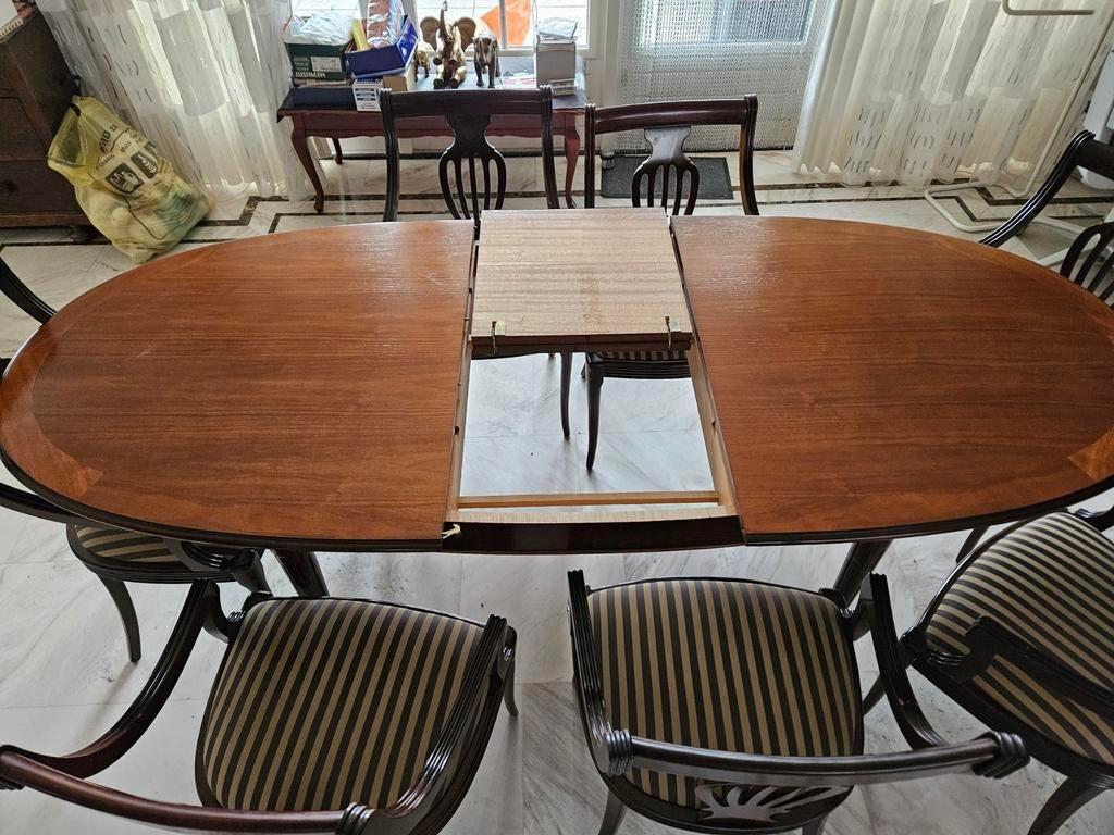 Notenhouten eettafel, Huis en Inrichting, Ophalen, Gebruikt, Ovaal