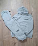 Essentials Fear of God Trainingspak - Ongedragen - Maat M, Kleding | Heren, Maat 48/50 (M), Nieuw, Ophalen of Verzenden, Grijs