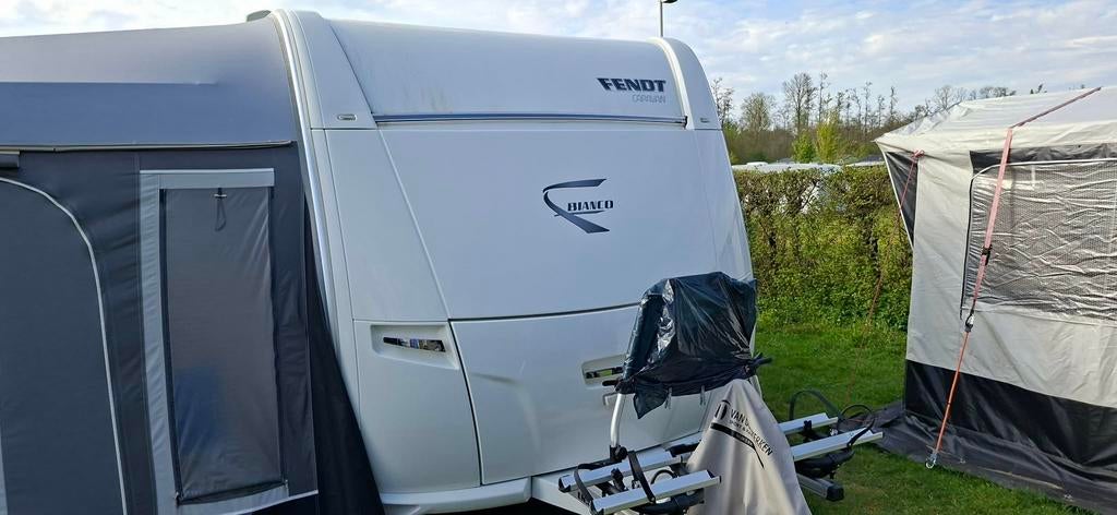 Fendt Bianco 515 SG grootte voortent staanpl.tot begin juli, Caravans en Kamperen, Rondzit, Particulier, Overige typen, Schokbreker
