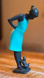 Frank Abels - Meisje met puppie (brons, 35 cm), Ophalen of Verzenden, 20 - 50 cm, Beeld, Modern