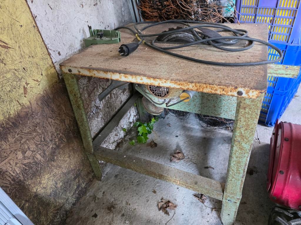 Gebruikte zaagtafel, Doe-het-zelf en Verbouw, Gereedschap | Zaagmachines, Ophalen of Verzenden