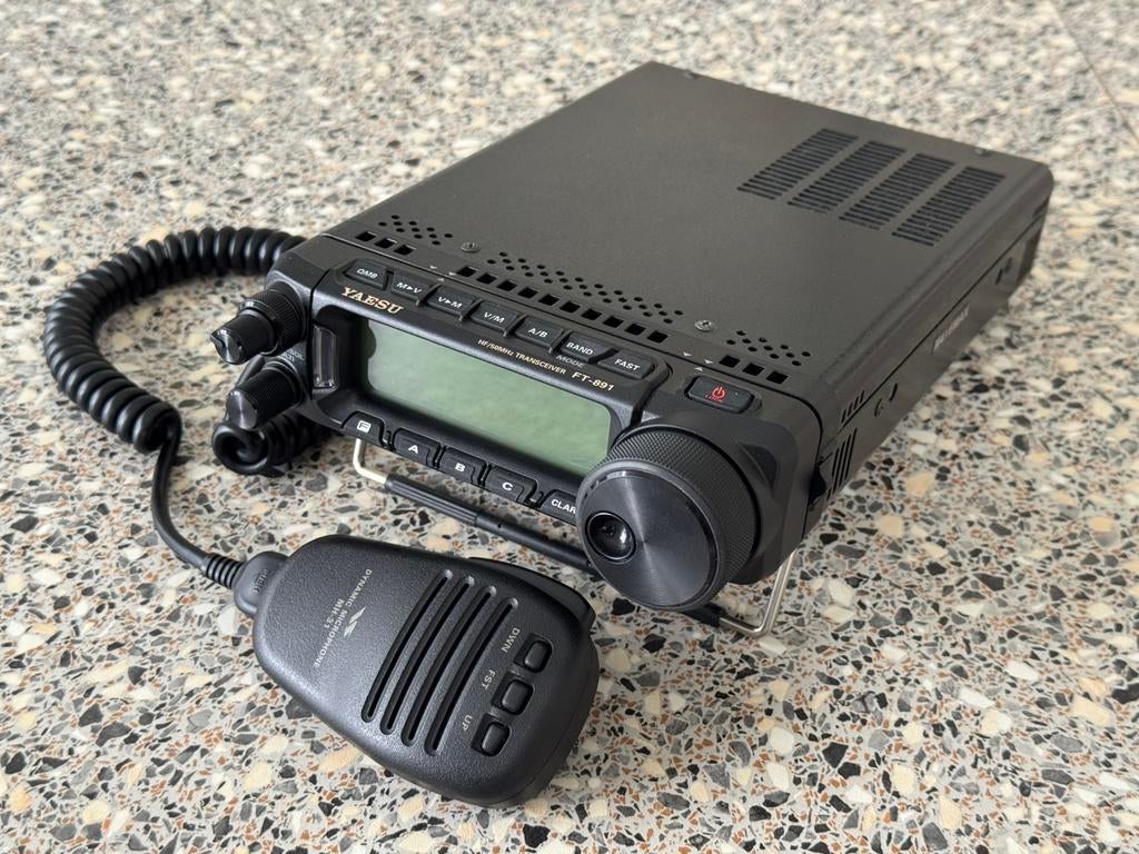 Yaesu FT-891 HF/50 MHz Transceiver, Telecommunicatie, Ophalen, Zo goed als nieuw, Zender en Ontvanger