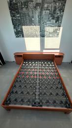 Auping Auronde 160x210 kersenhout met acjterwand en nachtkas, Gebruikt, Bruin, 210 cm, Tweepersoons