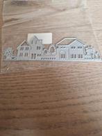 Snijmal rijtje huizen met bomen, Ophalen of Verzenden