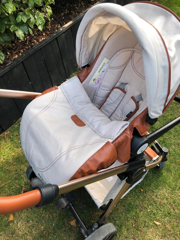 3 in 1 zeer nette kinderwagen!, Kinderen en Baby's, Kinderwagens en Combinaties, Zo goed als nieuw, Overige merken, Ophalen of Verzenden