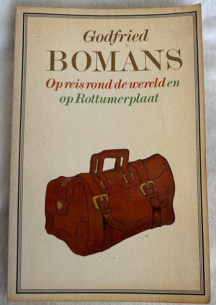 Godfried Bomans - Op reis rond de wereld en op Rottumerplaat, Boeken, Ophalen of Verzenden, Gelezen, Nederland
