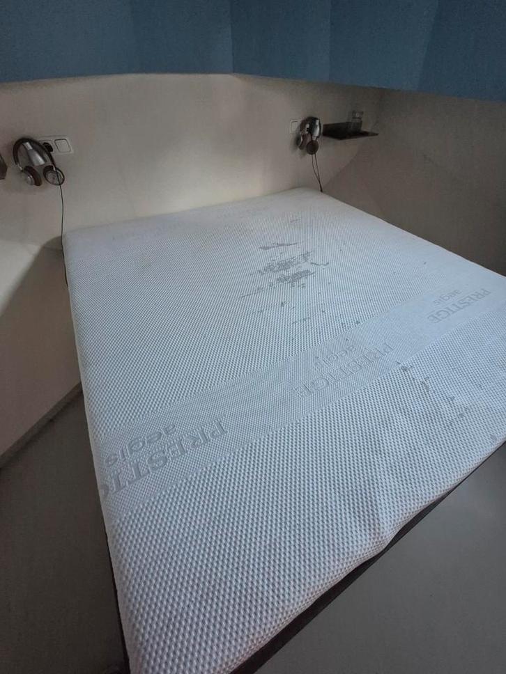 GRATIS latex matras 200x200x18 Medium, Huis en Inrichting, Slaapkamer | Matrassen en Bedbodems, Gebruikt, Tweepersoons, Ophalen