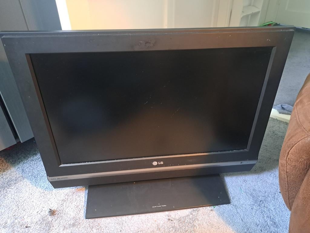 LG TV met kabel en afstandsbediening - Werkt perfect!, Ophalen, Gebruikt, 50 Hz, LG