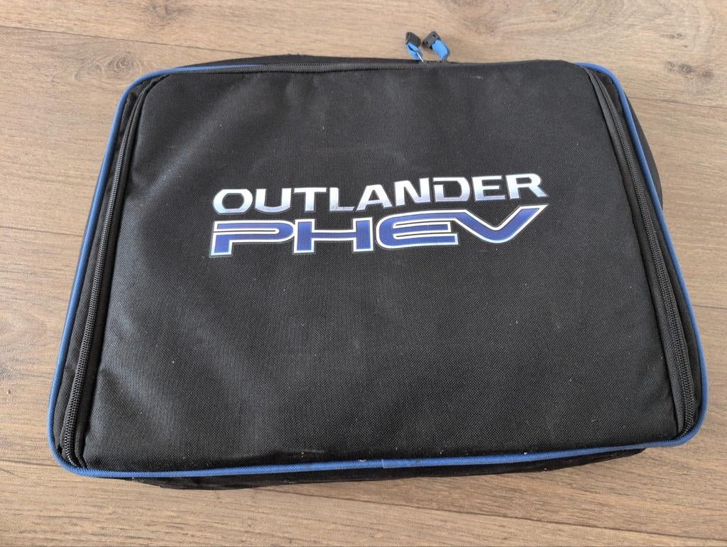 Thuislader mitsubishi outlander/eclipse complete set, Ophalen of Verzenden, Zo goed als nieuw, Laadkabel