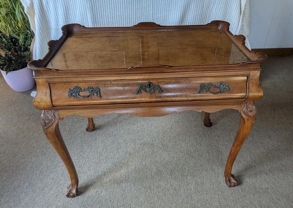 Stijlvolle antieke theetafel – Queen Anne stijl – wortelnote, Ophalen