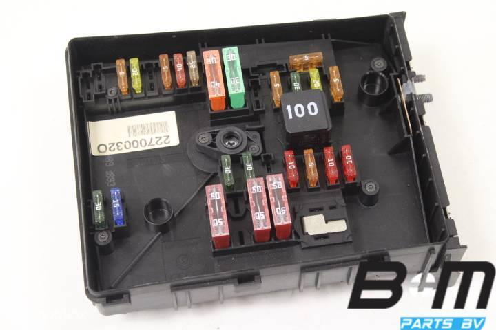 Zekeringkast in motorruimte VW Golf 6 1K0937125D, Auto-onderdelen, Gebruikt