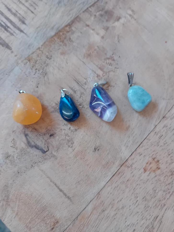 Edelstenen hanger, Sieraden, Tassen en Uiterlijk, Edelstenen, Nieuw, Ophalen of Verzenden