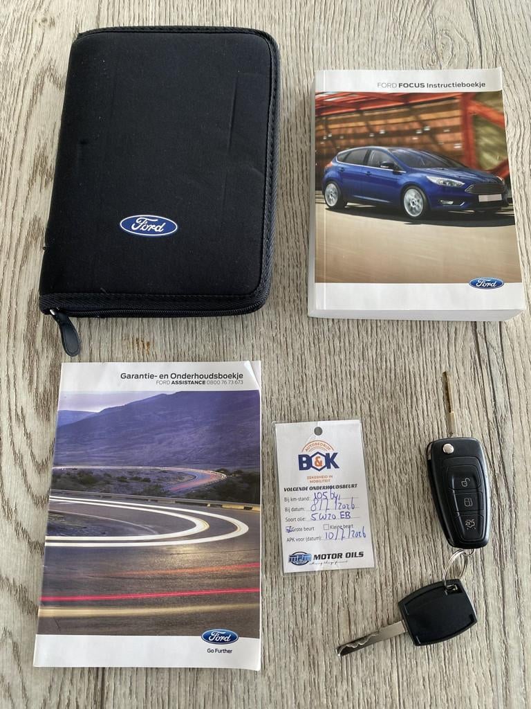Ford Focus Wagon 1.0 125PK Carplay Trekhaak NL-auto, Gebruikt, Euro 6, Origineel Nederlands, Handgeschakeld