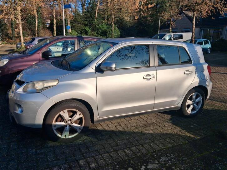 Toyota Urban Cruiser 1.3 Vvt-i 2010 Grijs, Auto's, Toyota, Particulier, Urban Cruiser, Benzine, B, Hatchback, Handgeschakeld, Origineel Nederlands