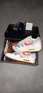 Patta X Nike Air Max 1 (White/Hyper Crimson - Pure Platinum), Wit, Nieuw, Ophalen of Verzenden, Sneakers of Gympen