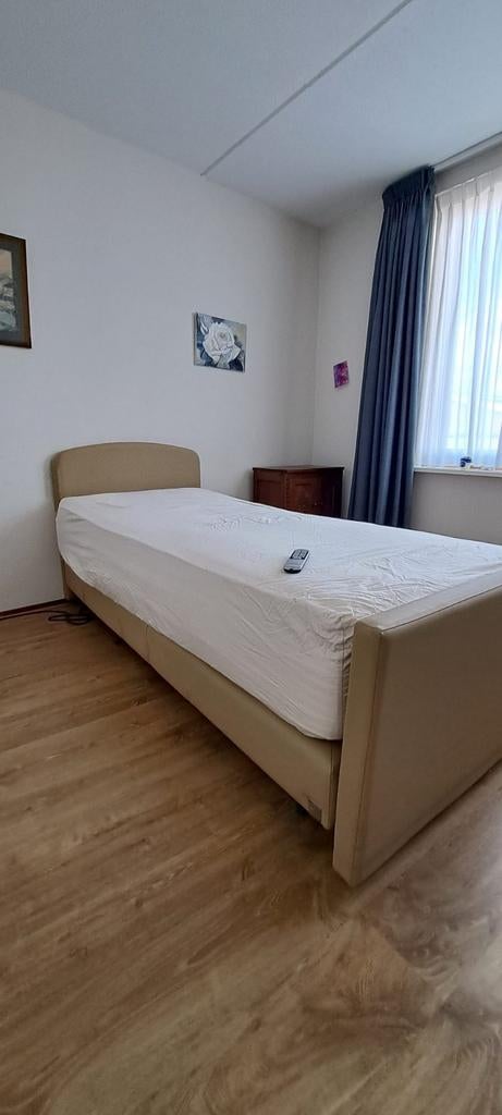 Elektrisch verstelbaar hoog/laag senioren bed Well-fair, Ophalen, Overige materialen, 90 cm, Eenpersoons