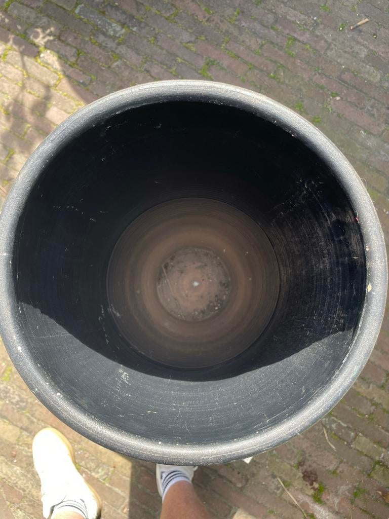 Grote gouden bloempot voor binnen of buiten, Tuin en Terras, Bloempotten, Overige materialen, Gebruikt, Rond, Binnen