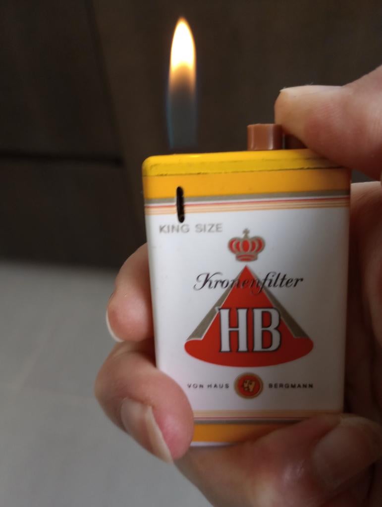 Aansteker HB Kronenfilter, Verzamelen, Rookartikelen, Aanstekers en Luciferdoosjes, Ophalen, Gebruikt, Aansteker