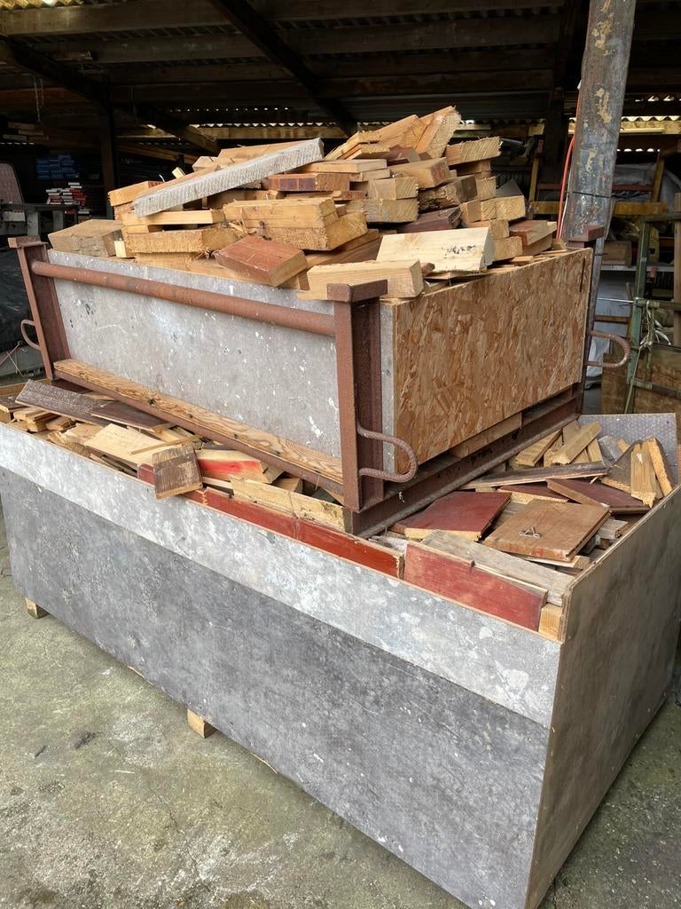 Kachelhout, Minder dan 3 m³, Ophalen