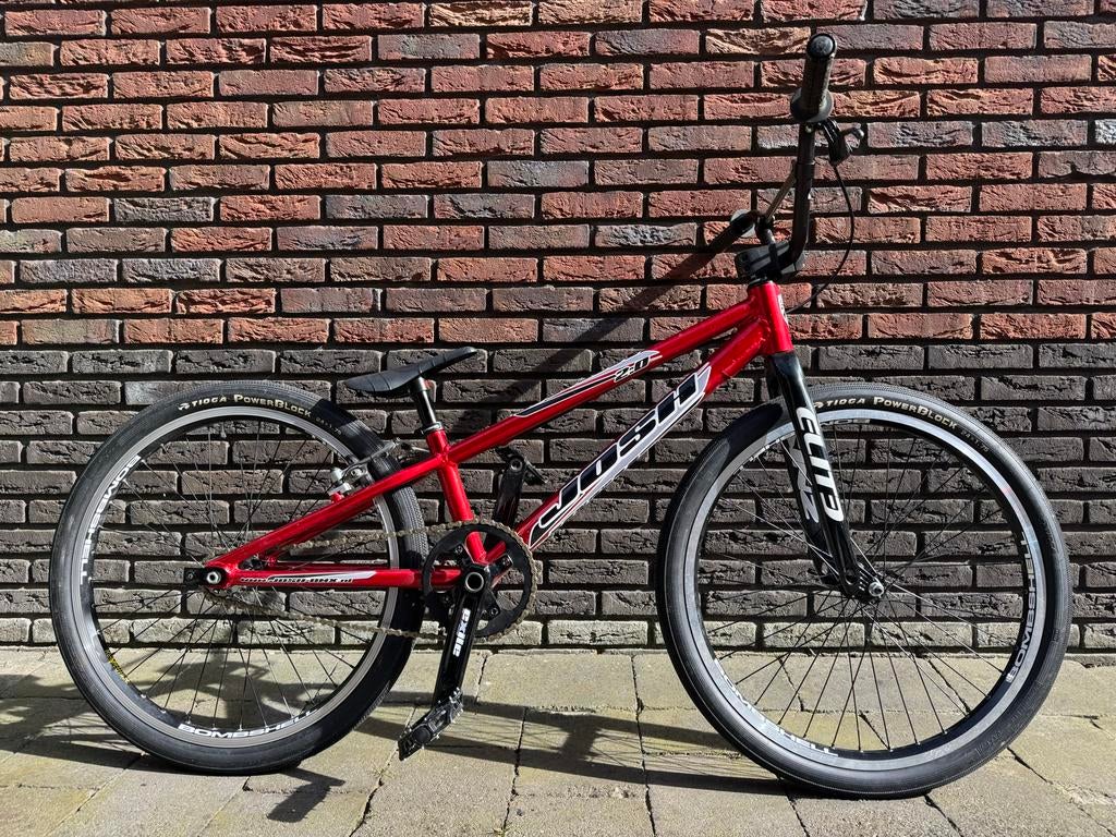 Josh BMX Cruiser - Zo Goed als Nieuw, Fietsen en Brommers, Fietsen | Crossfietsen en BMX, 24 inch of meer, Velgrem, V-brakes, Aluminium