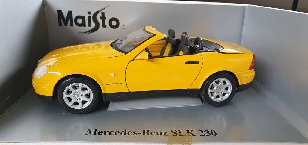 Mercedes-Benz SLK 230 Maisto 1:18 in originele doos., Hobby en Vrije tijd, Modelauto's | 1:18, Ophalen, Maisto