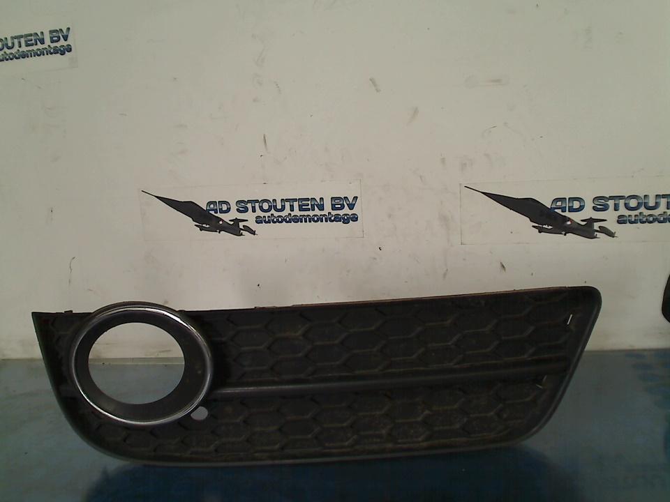 Grille voorbumpergrille  Audi A4 Cabrio (B7) 8T0807682RH, Gebruikt, Auto-Union-Straße  1, Ingolstadt 85057, , Duitsland, Info@audi.de