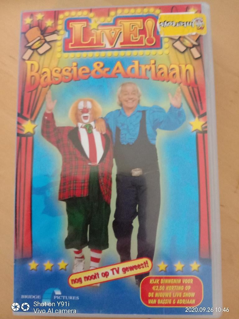 Vhs Bassie en adriaan live, Alle leeftijden, Kinderprogramma's en -films, Overige typen, Ophalen of Verzenden