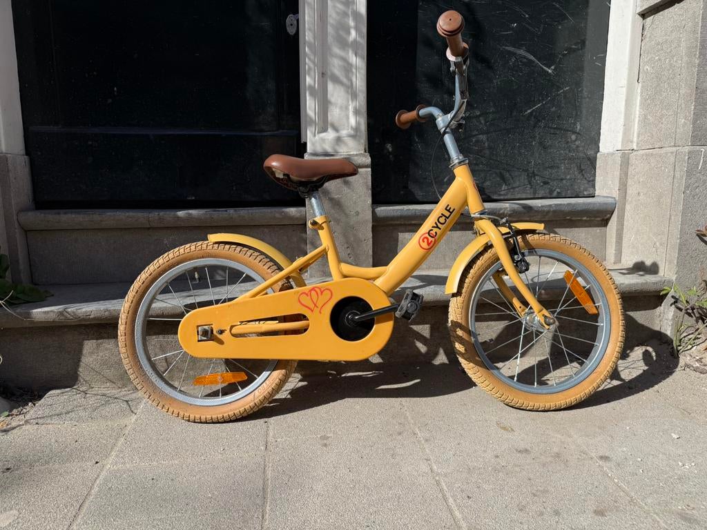 Kinderfiets 2cycle 16 inch geel, zijwieltjes, Ophalen, Gebruikt, 16 tot 20 inch, Zijwieltjes
