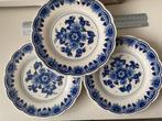 Drie originele Delfts blauwe borden, Ophalen of Verzenden